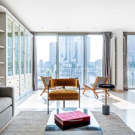 Bright 1Bedroom Apartment Centrally Located With Most Beautiful Views From Seine At 10 Minutes Walking From Beaugrenelle Shopping Mall And Eiffel Tower Parijs Buitenkant foto